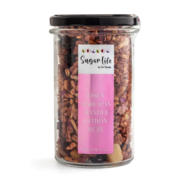 Višňová granola s marcipánem a květy růže